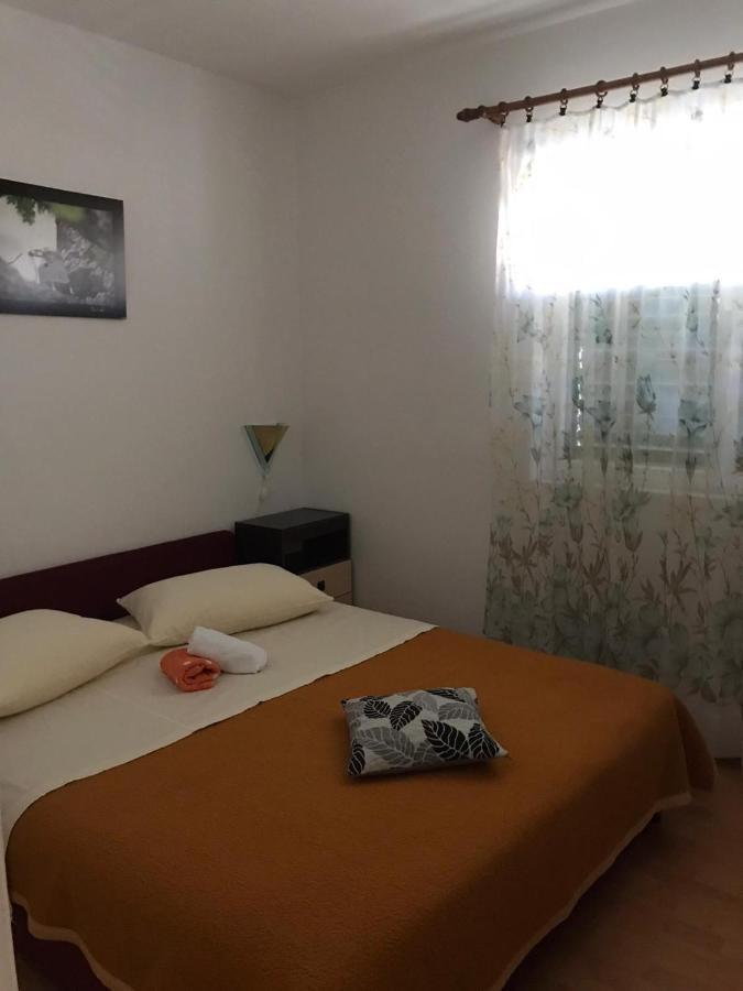 Apartman Covic Makarska Exterior foto